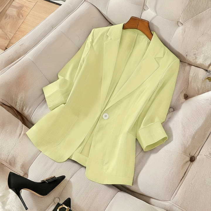 WYNDHAM™ – Tailored One-Button Fitted Blazer